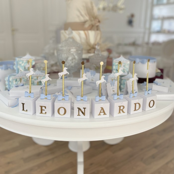 Scatoline per allestimento di nome composto