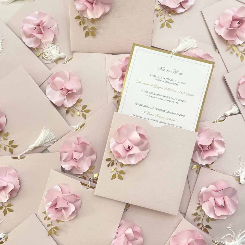 Invito a Tasca con Rosa in rilievo