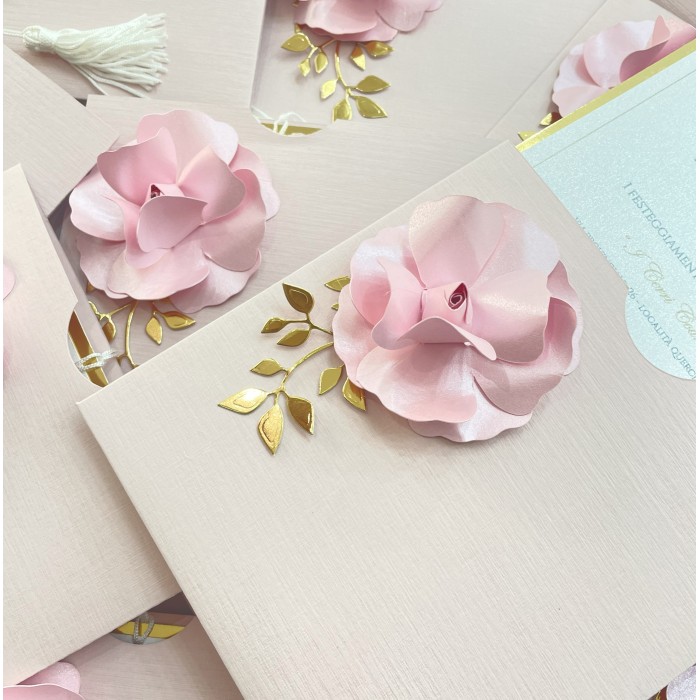 Invito a Tasca con Rosa in rilievo