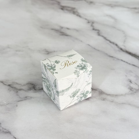 riso box wedding